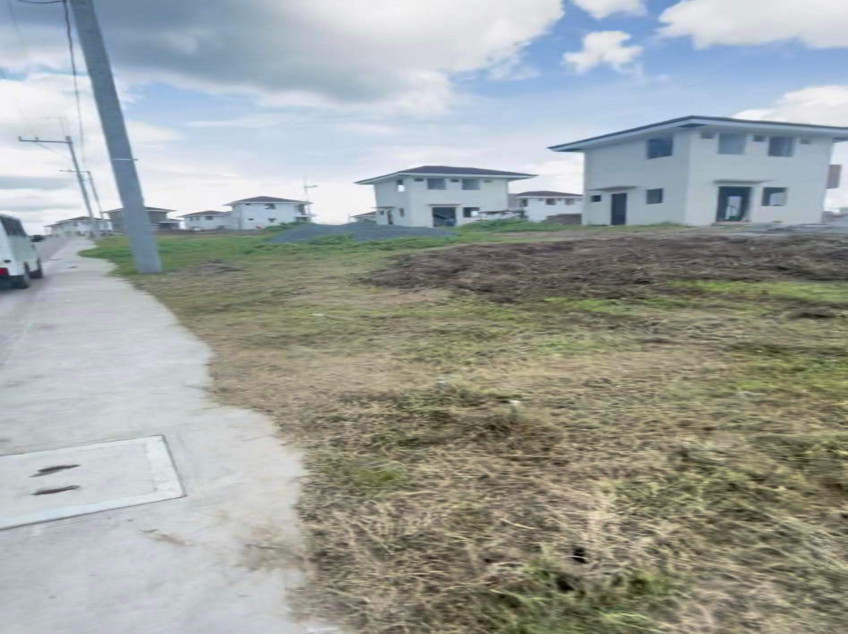 VERMOSA by AYALA LAND CORP LOT for SALE!!!!