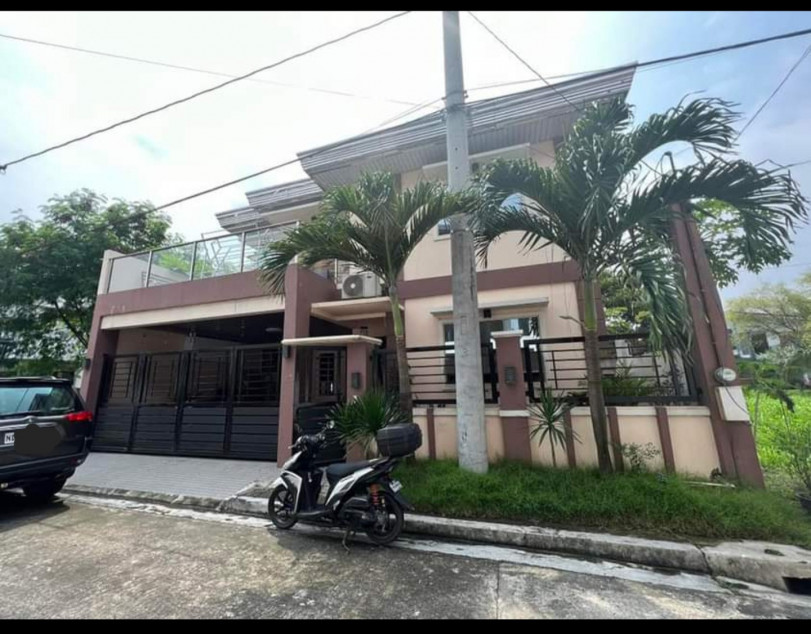 Parkwood Green Executive Village House and lot for Sale