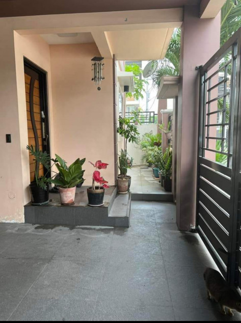 Parkwood Green Executive Village House and lot for Sale