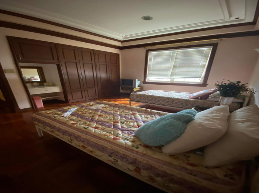 Old But Gold Mansion House in Bocaue, Bulacan