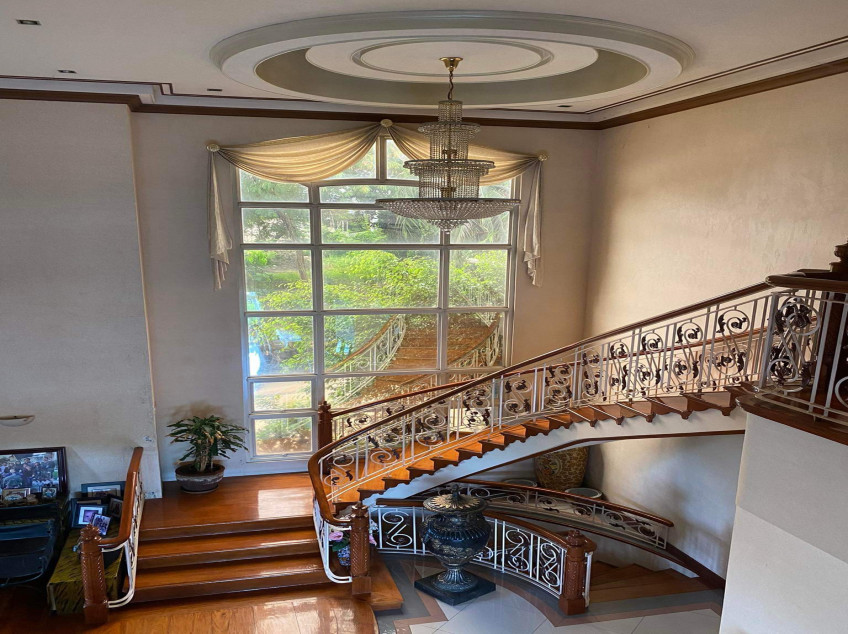 Old But Gold Mansion House in Bocaue, Bulacan