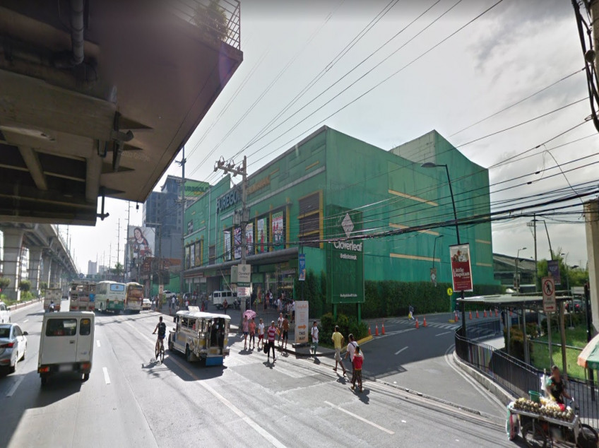 1897 sqm commercial thru lot along EDSA Balintawak beside LRT Station