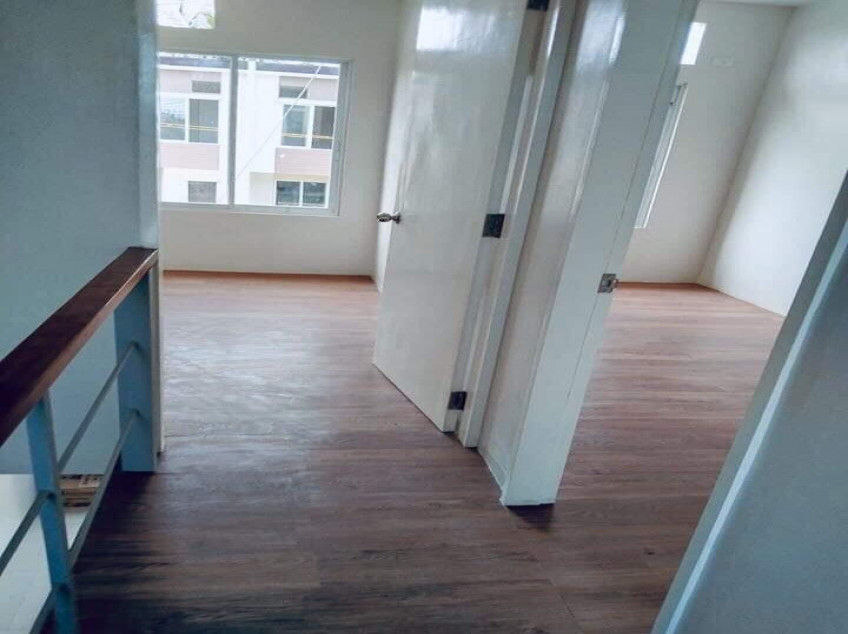 2-Storey Townhouse With 3 BR And 2 Bathrooms For Sale at Lapu-Lapu, Cebu