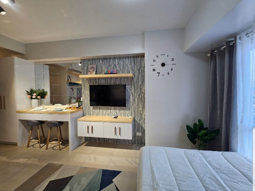 Studio Condo Fully Furnished Beautifully Interior Decorated