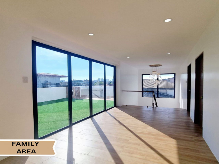 House And Lot For Sale In Greenwood Village, Pasig City