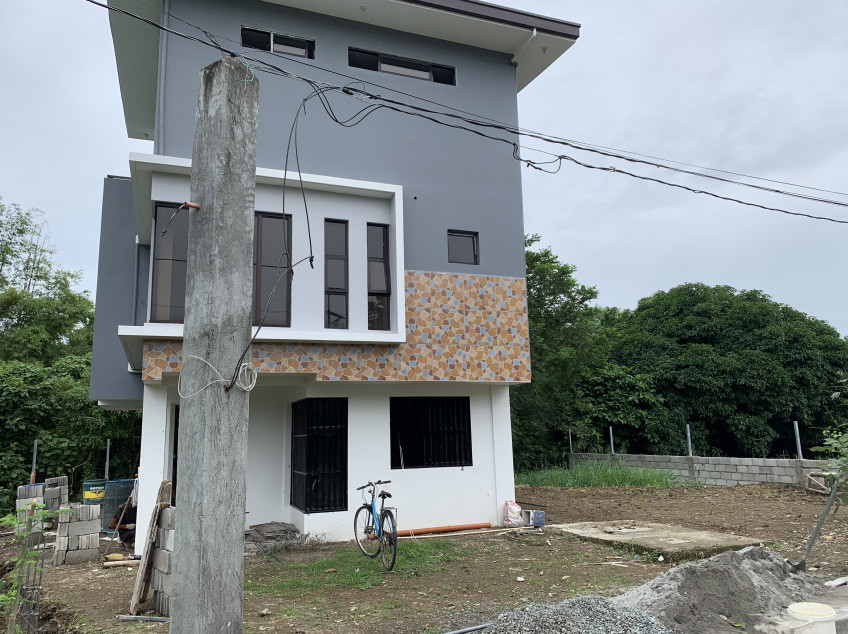 Newly Built 3-Storey House In Dasmarinas, Cavite For Sale