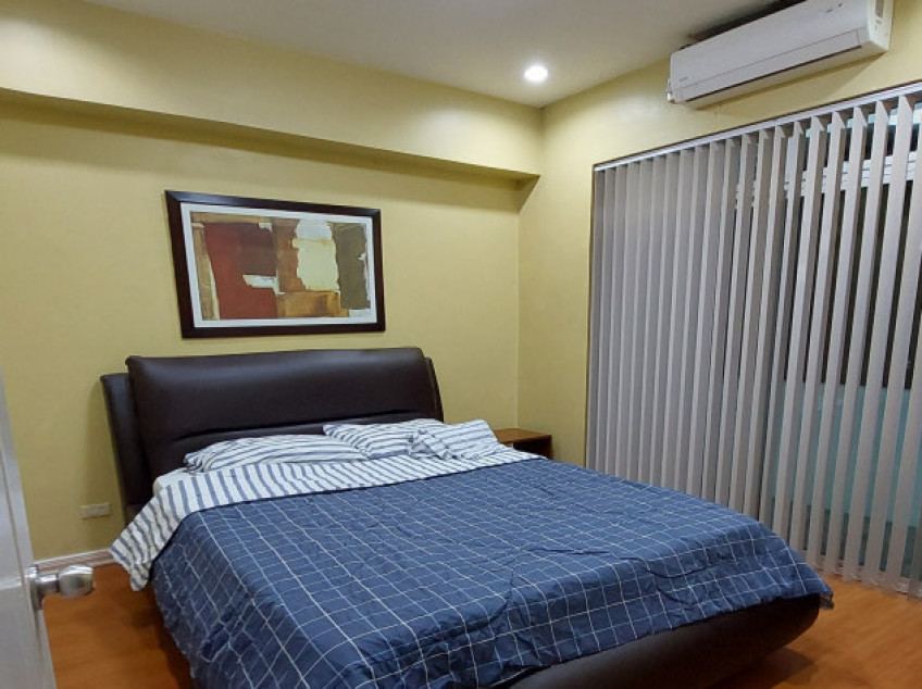 1 BR Condo For Rent In BGC. 3rd Floor, Parking Optional