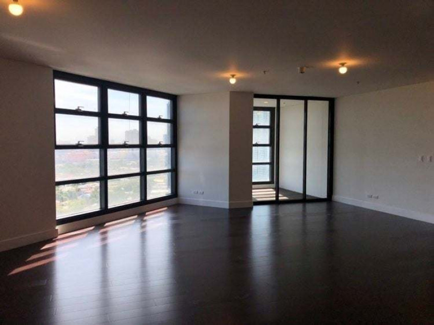 For Sale: 3 BR Unit & 2 Parking, Garden Towers, Makati