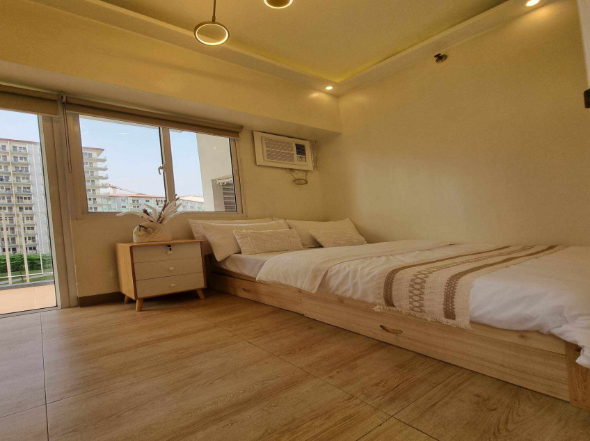 Field Residences Unit For Sale
