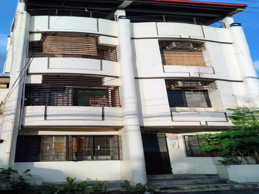Townhouse Plainview Mandaluyong