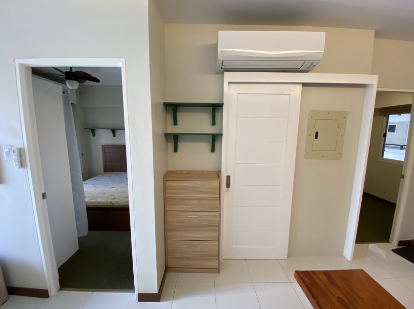 Neat And Clean 2 BR With Parking (For Rent)