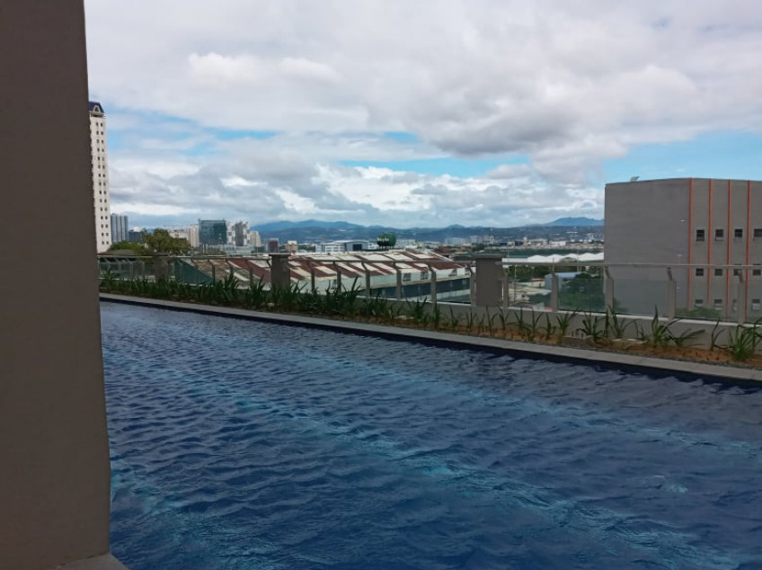 Lumiere 2 BR 65 SQM For Sale In Pasig