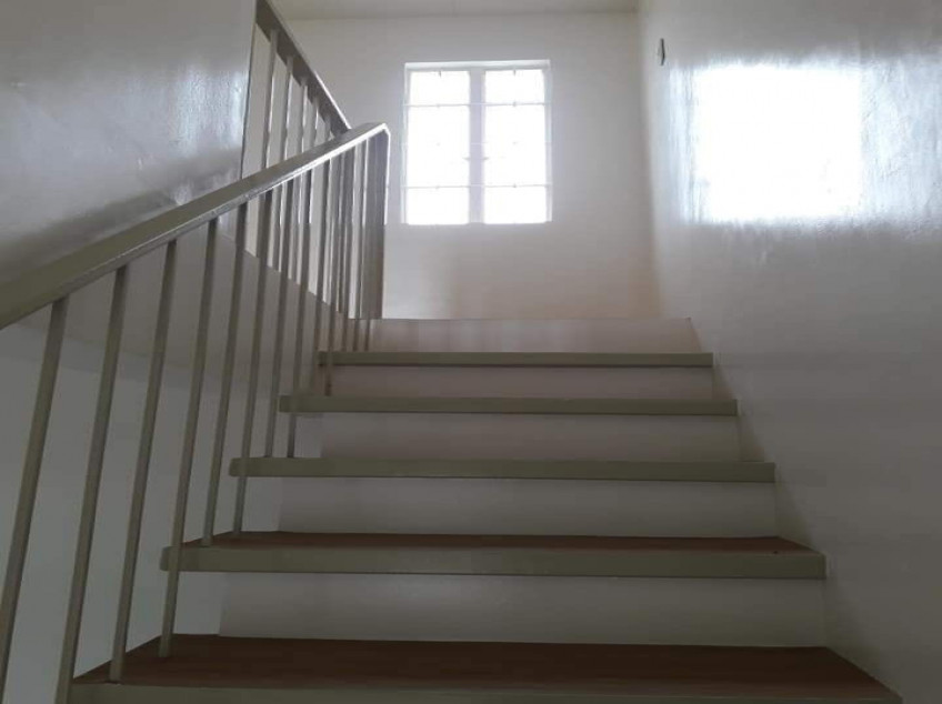 Gisele Townhouse (Inner Unit) In San Jose Del Monte, Bulacan