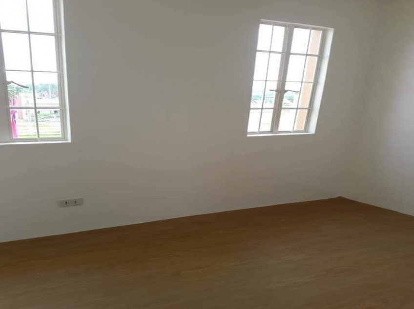 Gisele Townhouse (Inner Unit) In San Jose Del Monte, Bulacan