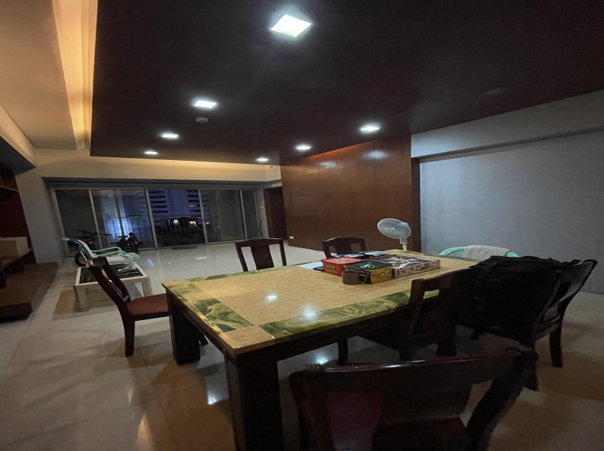 4BR, 147 SQM Condominium For Sale - Binondo, Manila