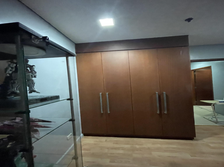 4BR, 147 SQM Condominium For Sale - Binondo, Manila