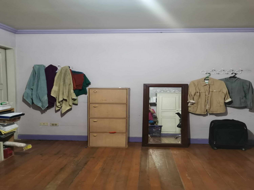 3-Storey 3 BR Townhouse For Sale In New Manila QC