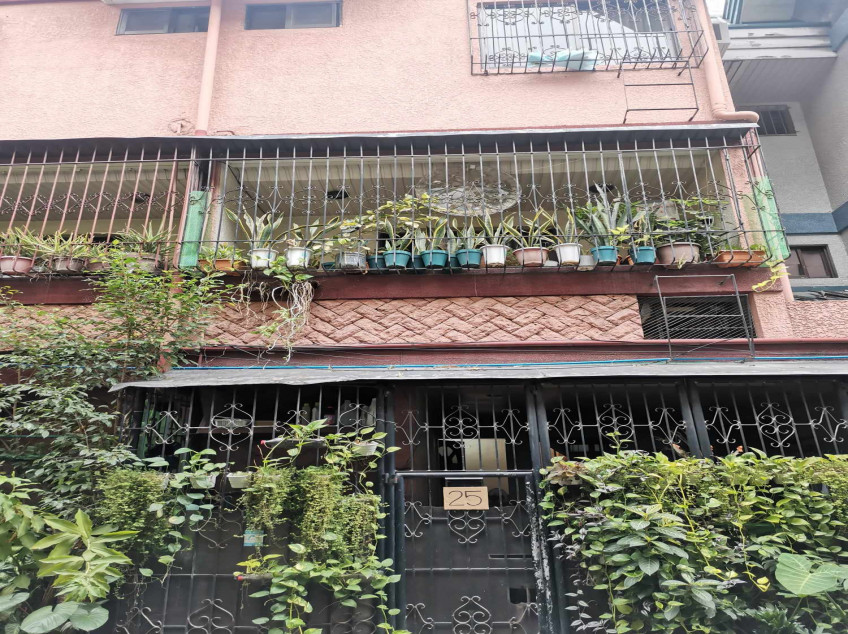 3-Storey 3 BR Townhouse For Sale In New Manila QC