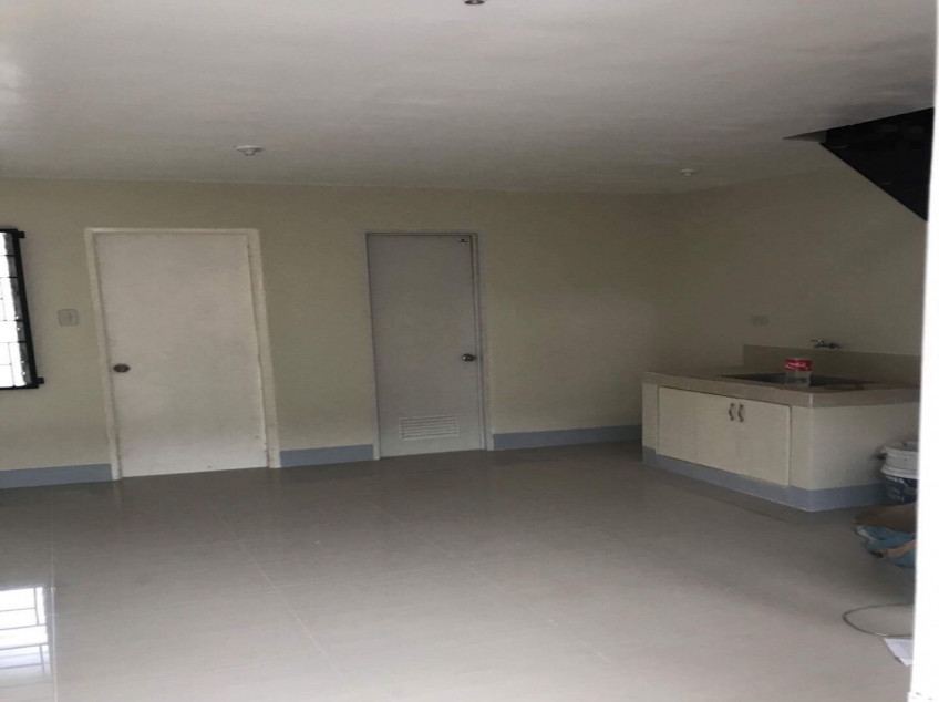 For Rent: 2 Bedroom Townhouse In Camella Bucandala 2 Imus, Cavite