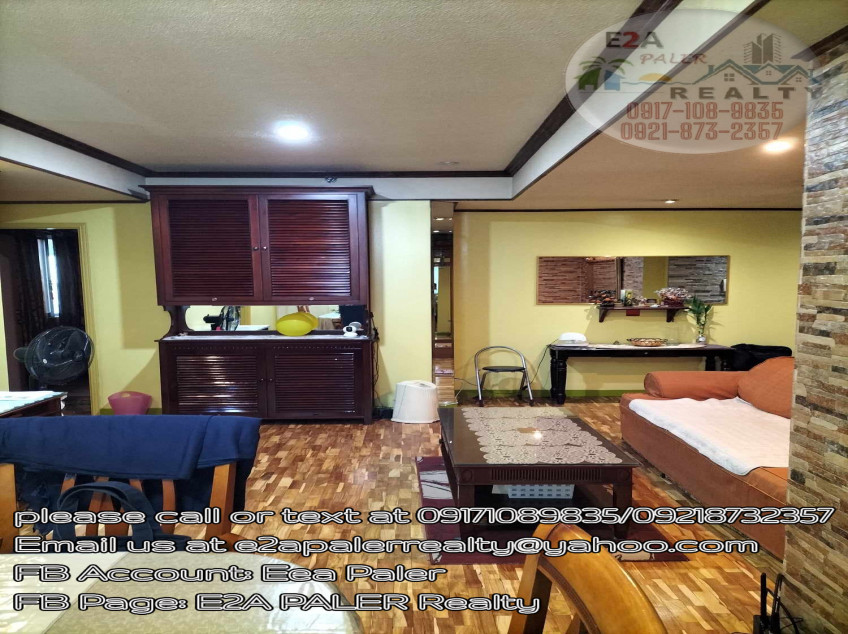 2 BR Condo Unit In Makati With Maid's Room For Sale