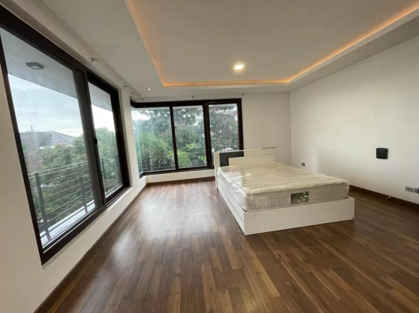 McKinley Hill Village I 3 Bedroom House & Lot For Sale In Mckinley Hill, Taguig