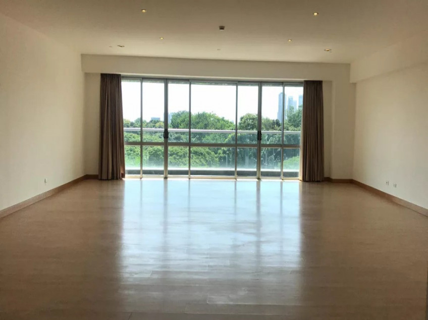 High-end 3 Bedroom For Sale At Regent Parkway Fort Bonifacio Global City Taguig!