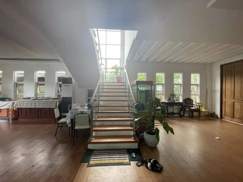 House And Lot With Swimming Pool For Sale At BF Homes, Parañaque City