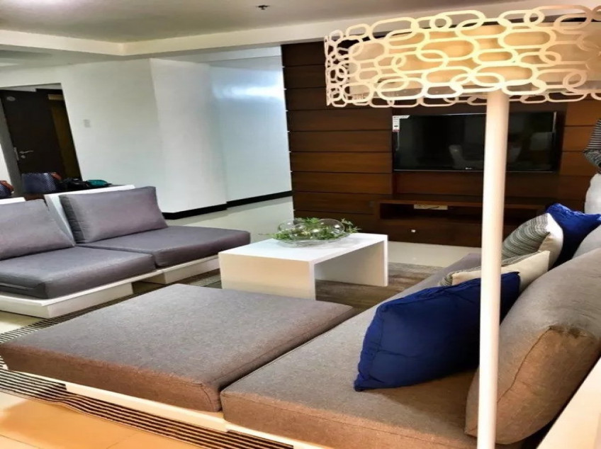 3 Bedroom For Sale At Tuscany Private Residences Mckinley Hill Taguig City!