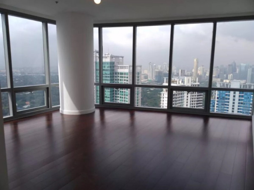 Brand New Spacious High-end 4 Bedroom Unit For Sale At The Suites, BGC Taguig