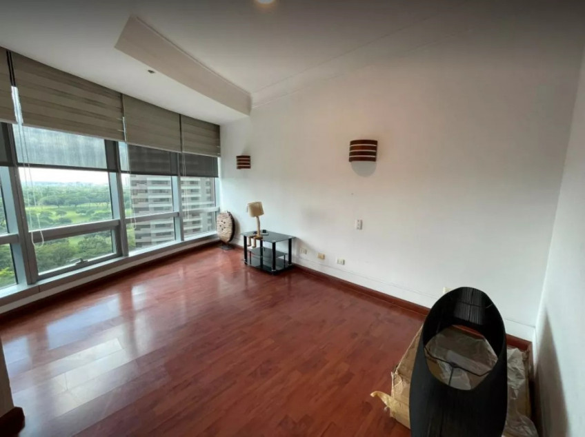 2 Bedroom Unit For Sale At One McKinley Place BGC In Fort Bonifacio, Taguig City