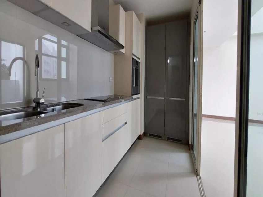 For Sale Semi-Furnished 3 Bedroom Unit In The Albany, McKinley Hill, Taguig