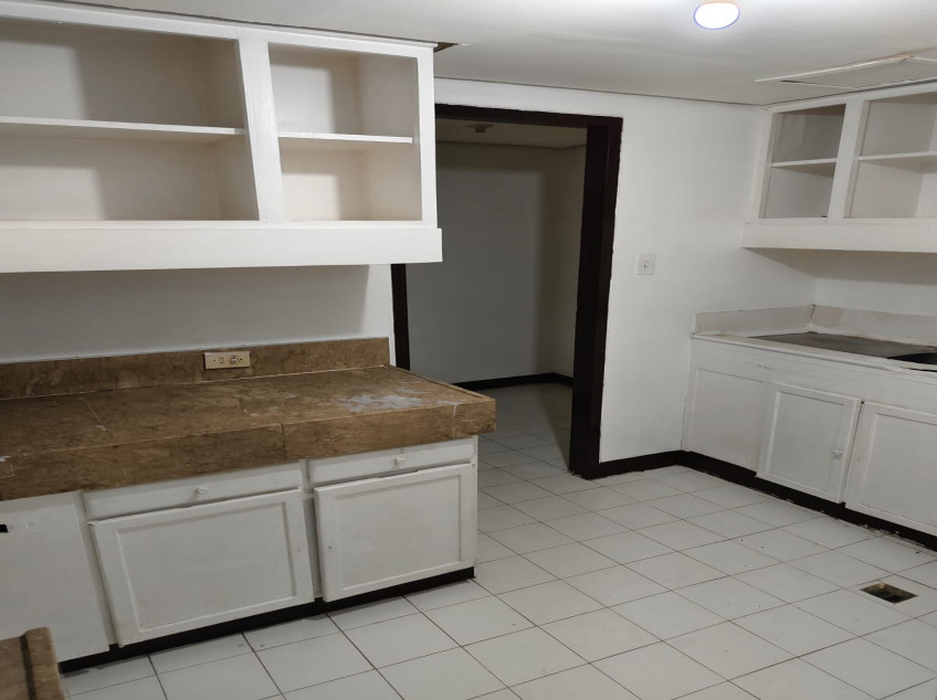 Affordable And Spacious 2B Unit For Rent In Legaspi Tower 300 Manila