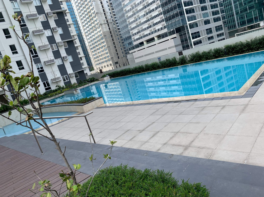 1 BR For Sale At Avida Towers 34th St. BGC Taguig. Fully Furnished. Below Market