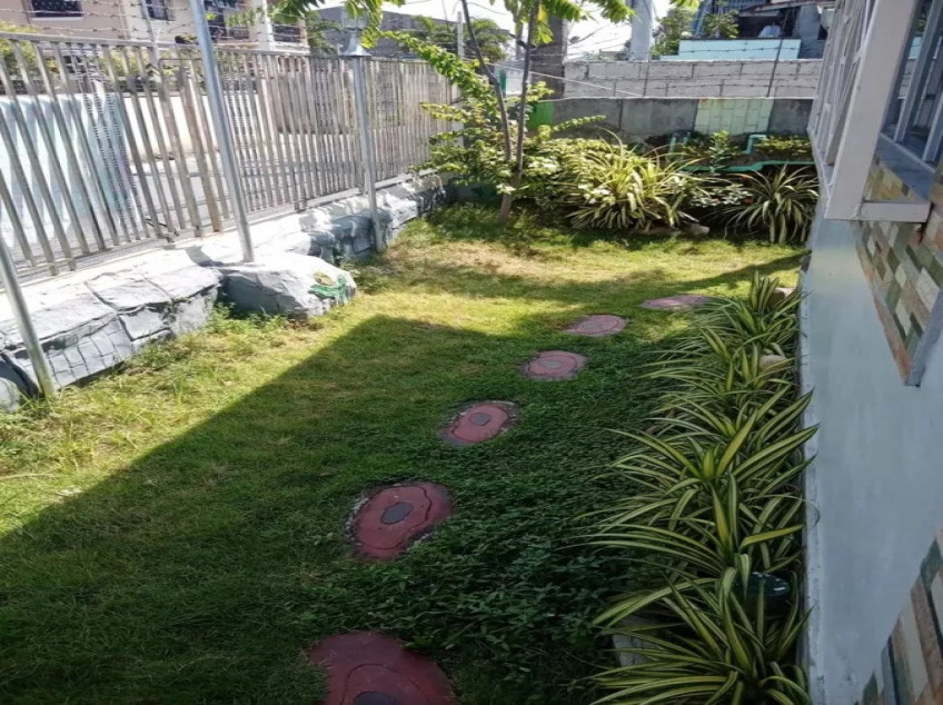House & Lot For Sale In Santo Niño, Hagonoy, Bulacan Beside The Road