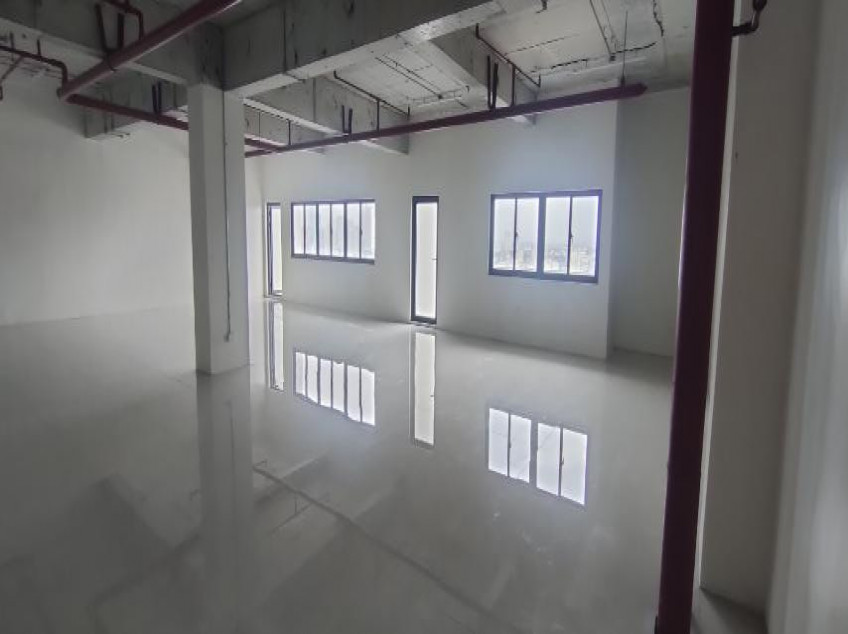 Commercial Space At Global Business Tower Quezon City