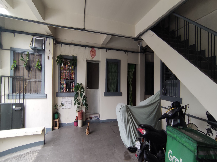 Apartment In Don Mariano Cainta, Rizal For Sale