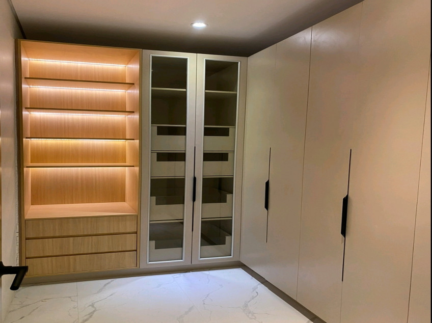 Modern House For Sale At Monteverde Royale, Taytay Rizal