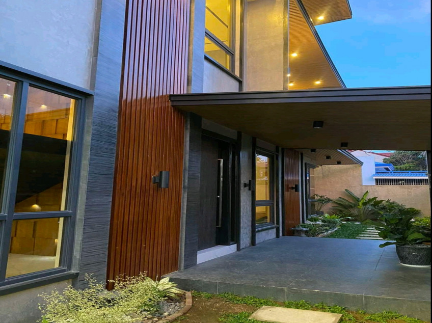 Modern House For Sale At Monteverde Royale, Taytay Rizal