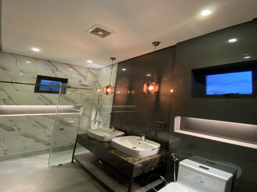 Modern House For Sale At Monteverde Royale, Taytay Rizal