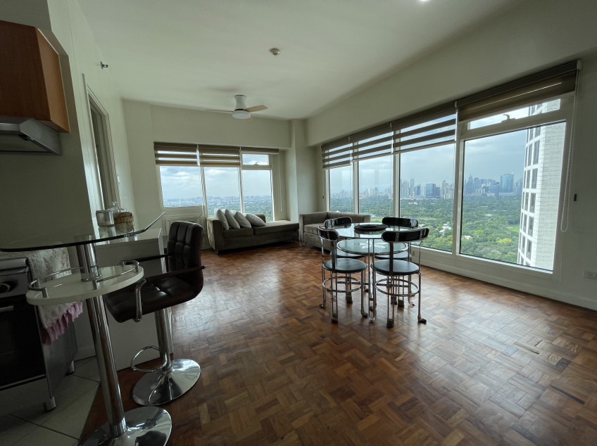 Condo Unit In BGC With Fantastic View Of Manila Bay And Makati Area