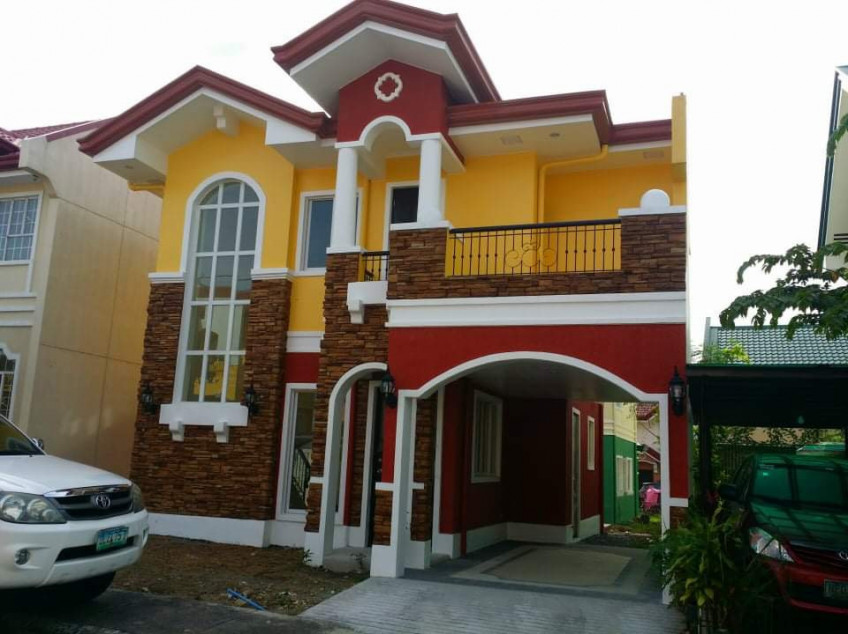 House And Lot For Sale At Villa San Lorenzo Imus, Cavite