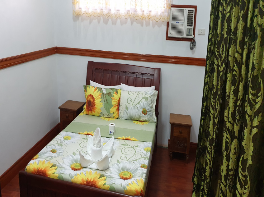 Citrine Tourist Travel Lodge 12 Bedroom Hotel In El Nido