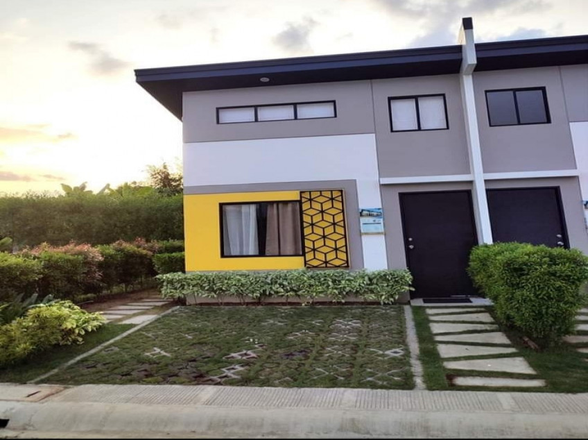 Rent To Own House In PHirst Subdivision Calauan, Laguna