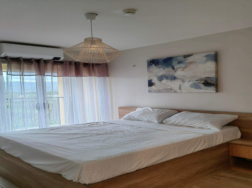 2BR Condo With Mountain View And Good Lighting For Rent In Cebu City