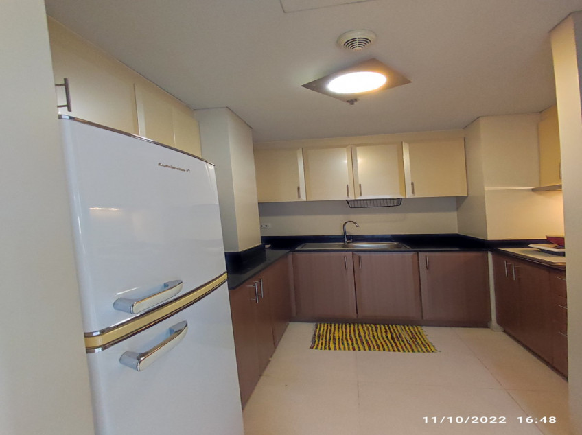 1 BR Fully Furnished Condo (Top Floor) Near NAIA Terminal 3