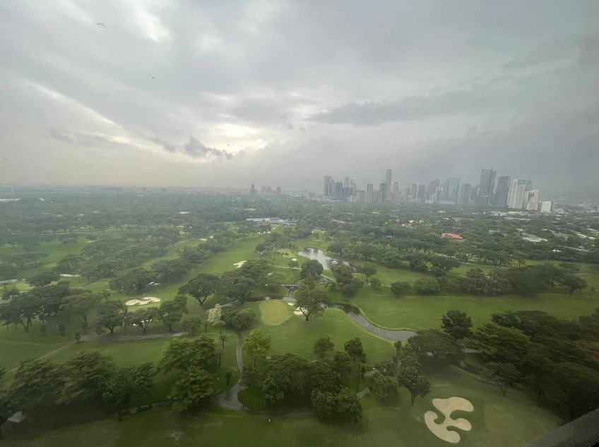 2 Bedroom In Bellagio 3 Golf Court View. Renovated And Fully Furnished.