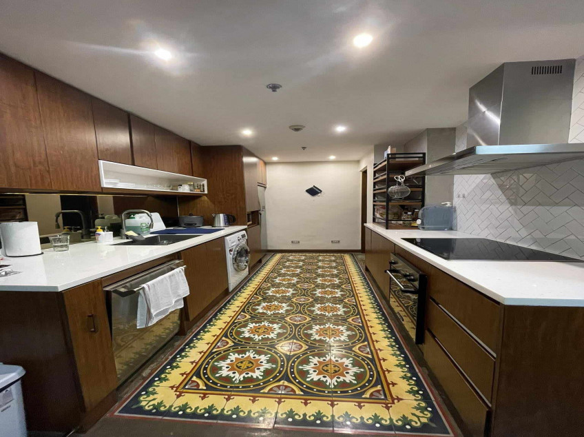 2 Bedroom In Bellagio 3 Golf Court View. Renovated And Fully Furnished.