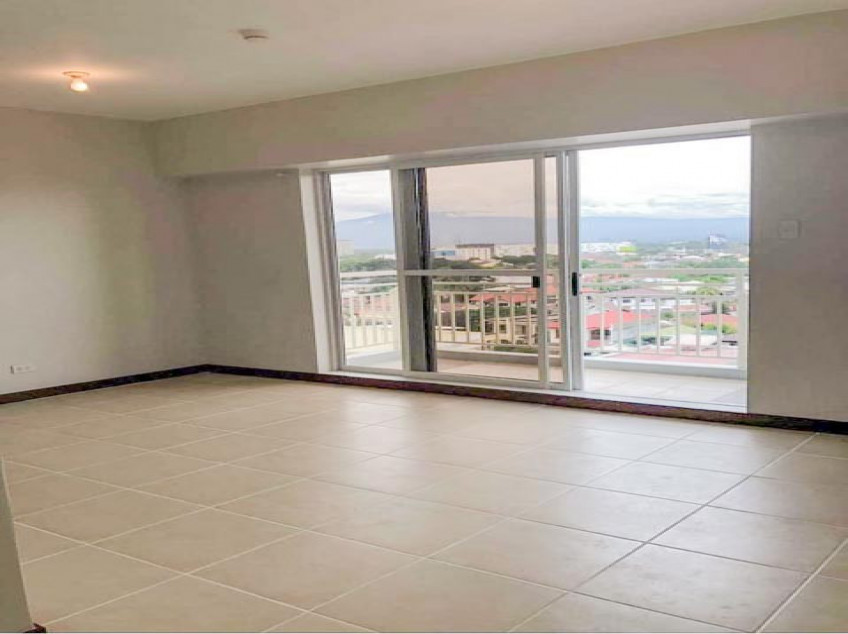 2-Bedroom Corner Unit With 2-Balconies In Davao (Never Occupied)