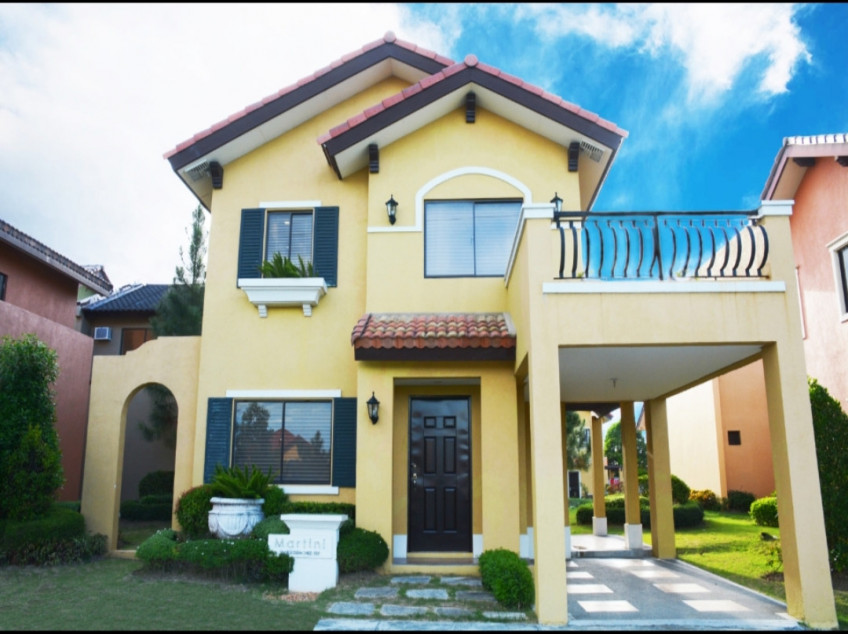 214 SQM House And Lot In Vittoria Bacoor Cavite - Martini Model