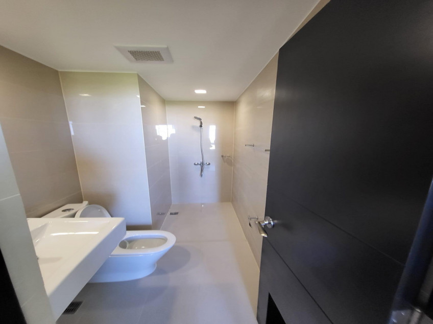 The Verdin At Maple Grove (Gen-Tri Cavite) Combinable Penthouse (10th Floor)